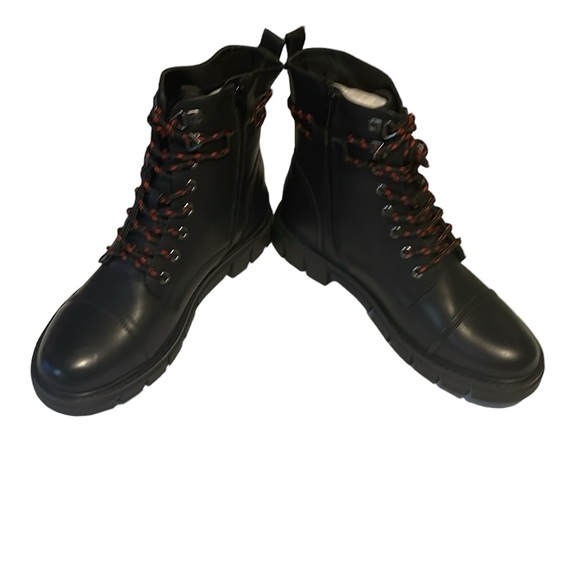 Shoe Dazzle Black Motorcycle Boots Size 7.5 - Picture 2 of 6